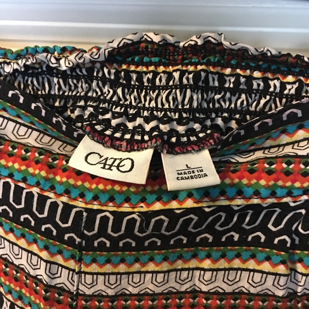 Patterned Shorts - Picture 3 of 3